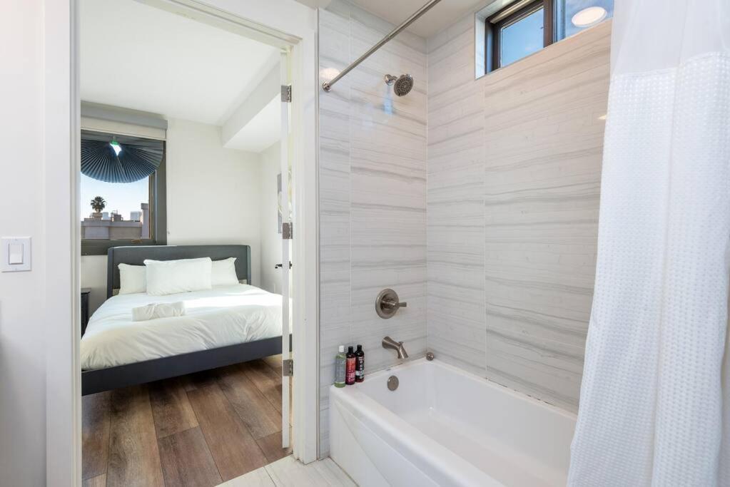Luxurious Penthouse In Beverly Hills - Sleeps 10 Los Angeles Zewnętrze zdjęcie